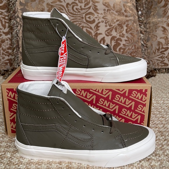 Vans Shoes - Vans Sk8-Hi Tapered Soft Leather Canteen/Snow WhtW